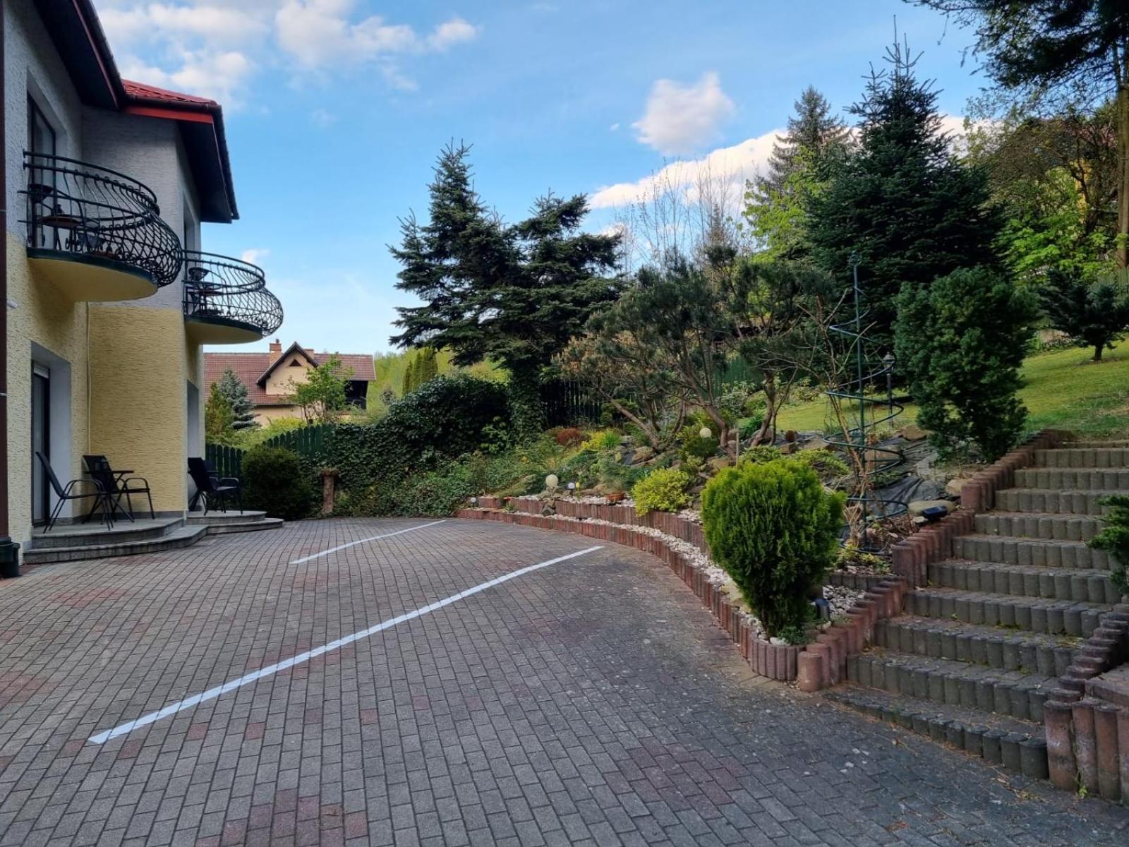 Homestay Jasminowy Dwor Polanica-Zdroj